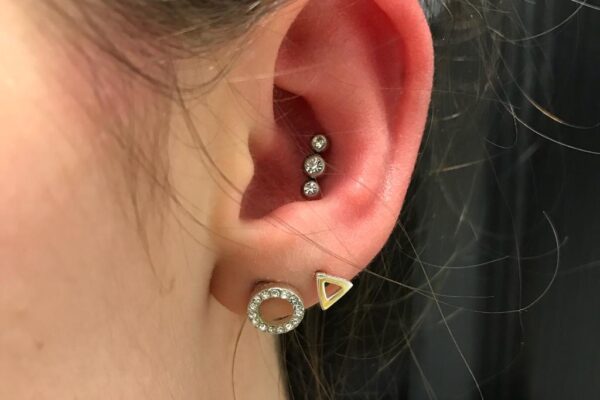 piercings - piercing shops - undergroundtattoos - Watford - WD18 0PY