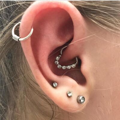 piercings - piercing shops - undergroundtattoos - Watford - WD18 0PY